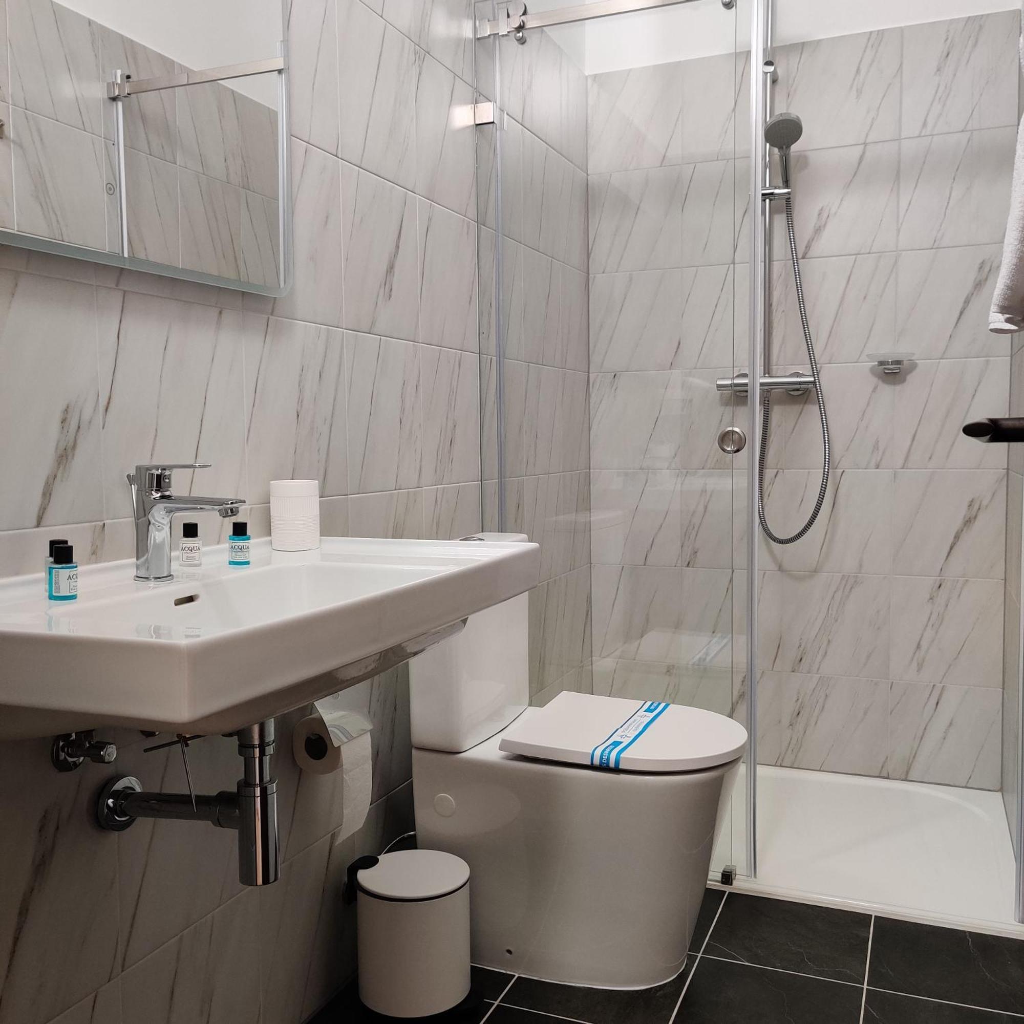 Kyiv Honchara Hotel Экстерьер фото